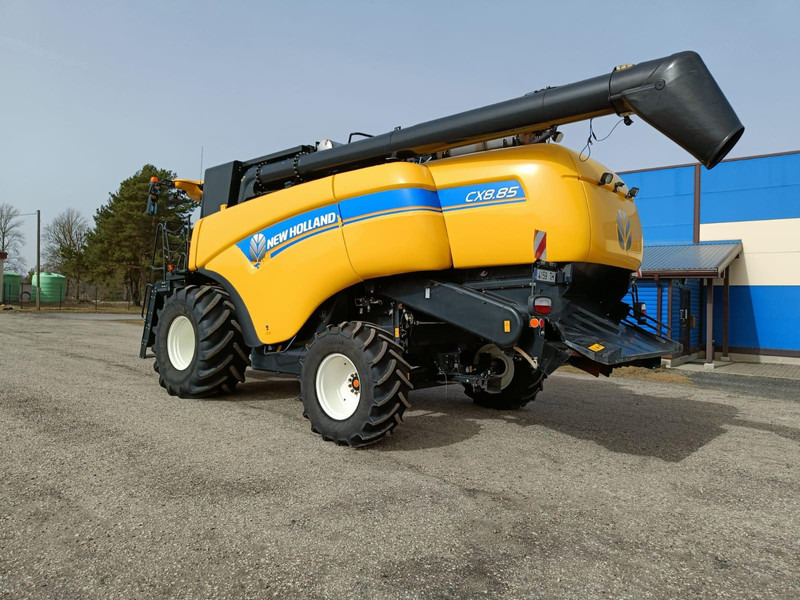 New Holland CX 8.85 - Cosechadora de granos: foto 3 New Holland CX 8.85 - Cosechadora de granos: foto 3