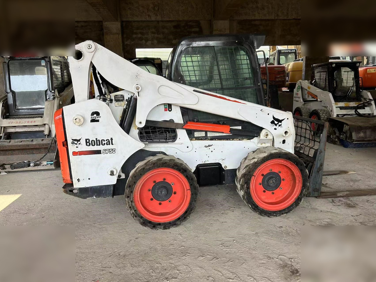 BOBCAT S750 - Minicargadora: foto 1 BOBCAT S750 - Minicargadora: foto 1