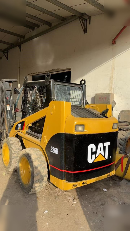 CATERPILLAR 226B - Minicargadora: foto 5 CATERPILLAR 226B - Minicargadora: foto 5