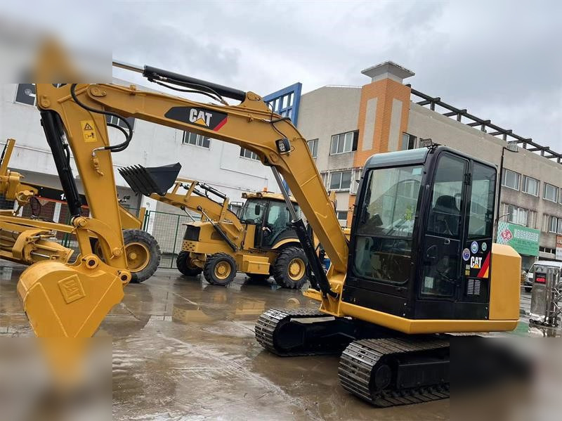 CATERPILLAR 305.5E2 - Miniexcavadora: foto 2 CATERPILLAR 305.5E2 - Miniexcavadora: foto 2