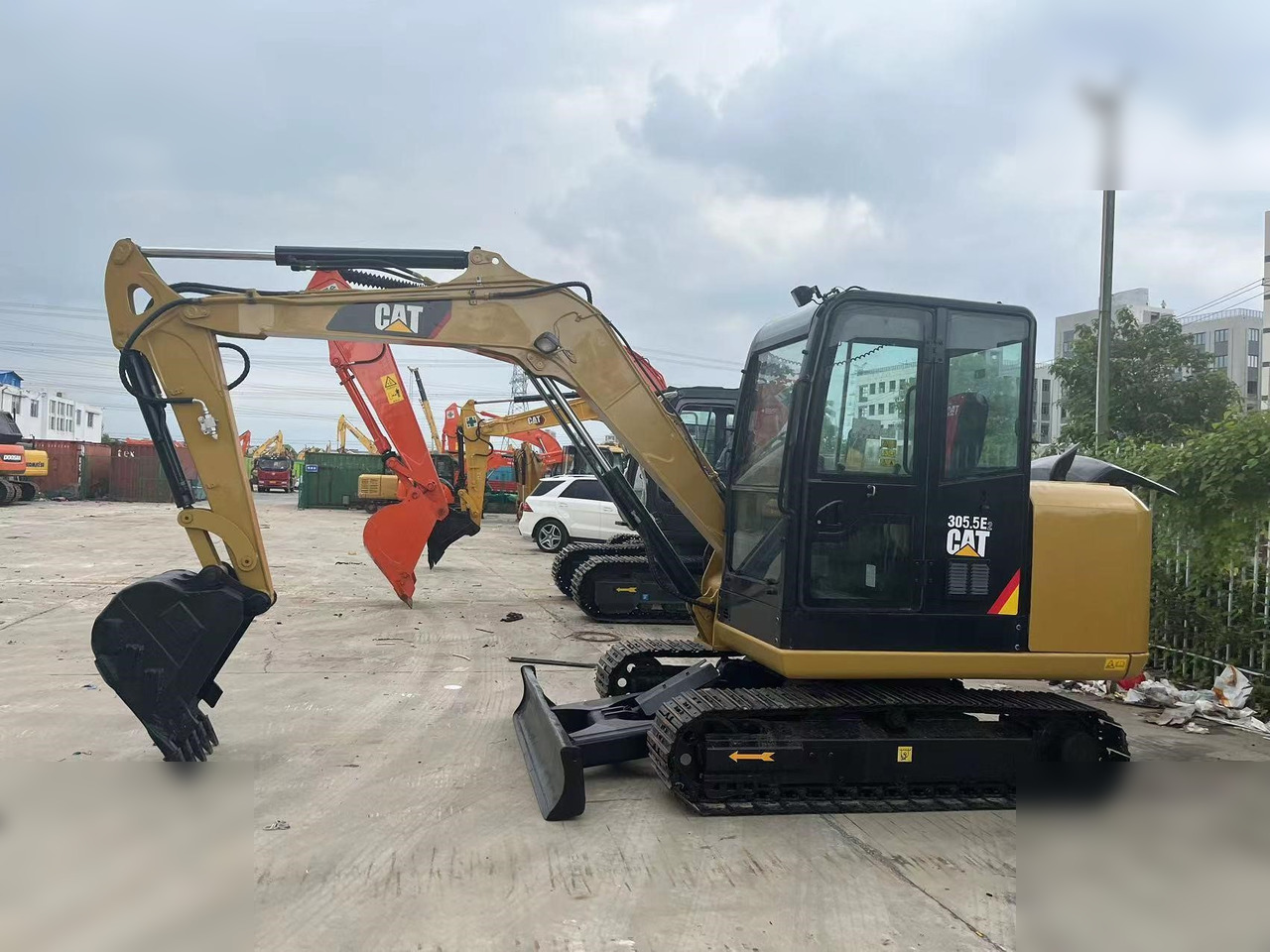 CATERPILLAR 305.5E2 - Miniexcavadora: foto 4 CATERPILLAR 305.5E2 - Miniexcavadora: foto 4