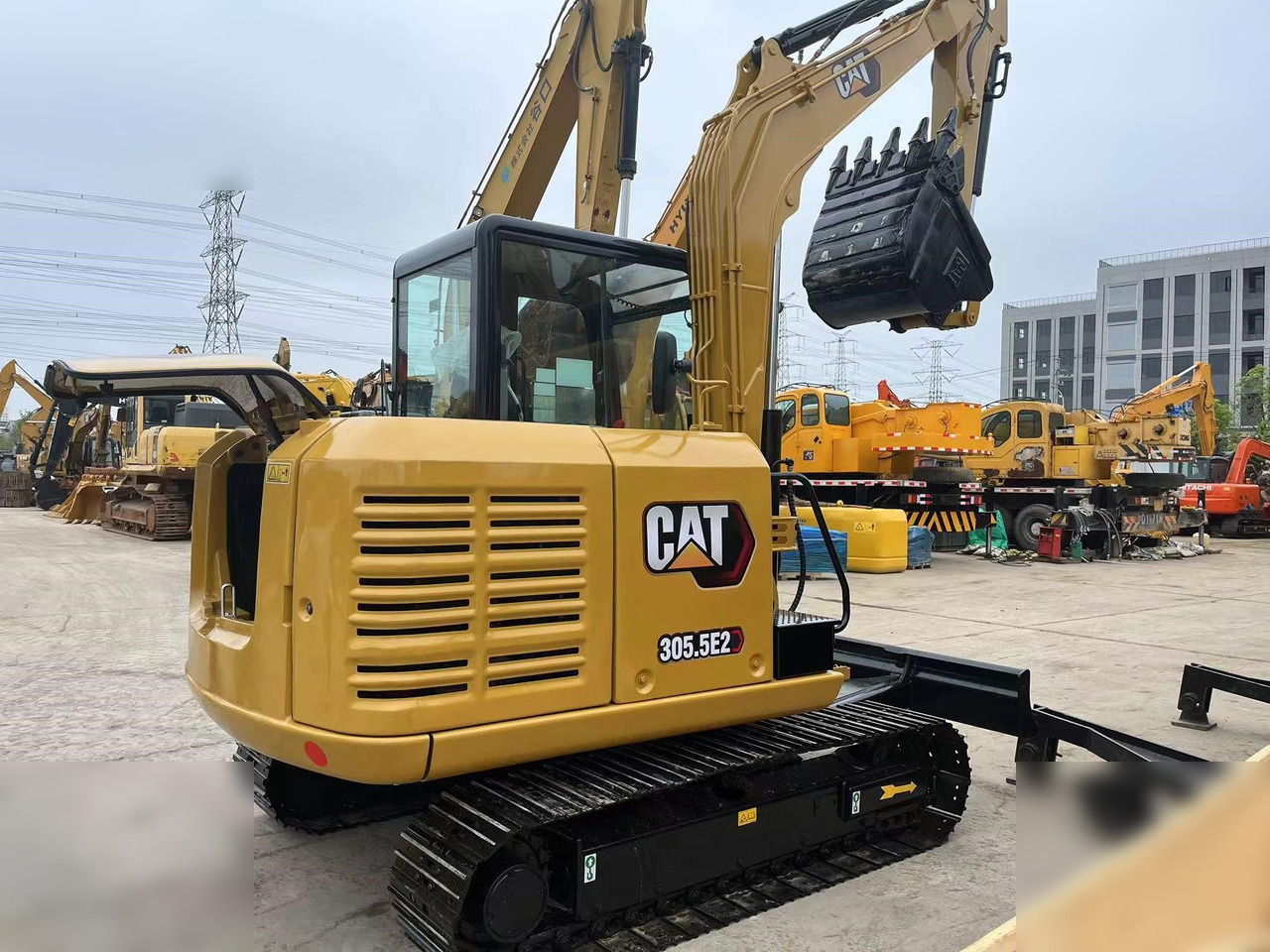 CATERPILLAR 305.5E2 - Miniexcavadora: foto 2 CATERPILLAR 305.5E2 - Miniexcavadora: foto 2