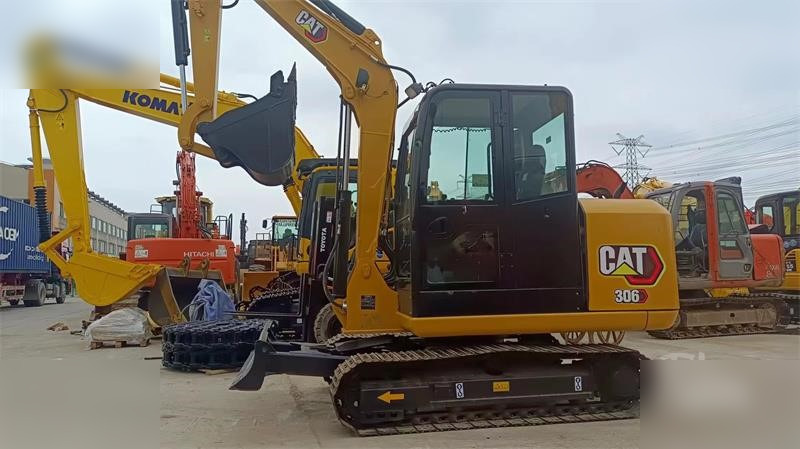 CATERPILLAR 306 - Excavadora de cadenas: foto 1 CATERPILLAR 306 - Excavadora de cadenas: foto 1