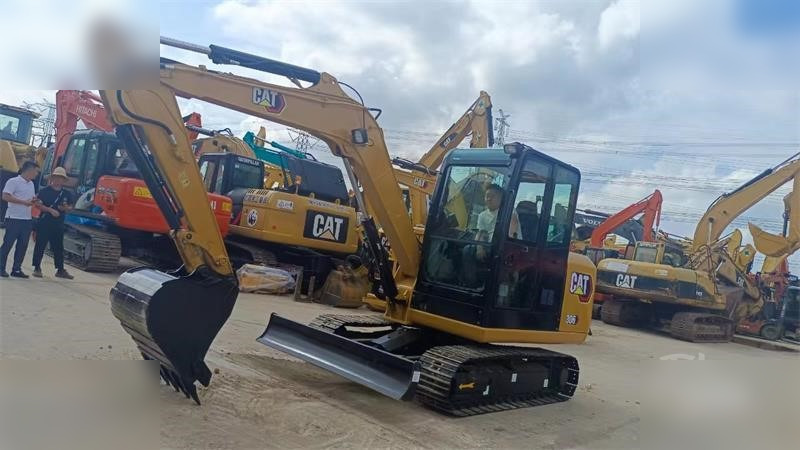 CATERPILLAR 306E2 - Excavadora de cadenas: foto 2 CATERPILLAR 306E2 - Excavadora de cadenas: foto 2