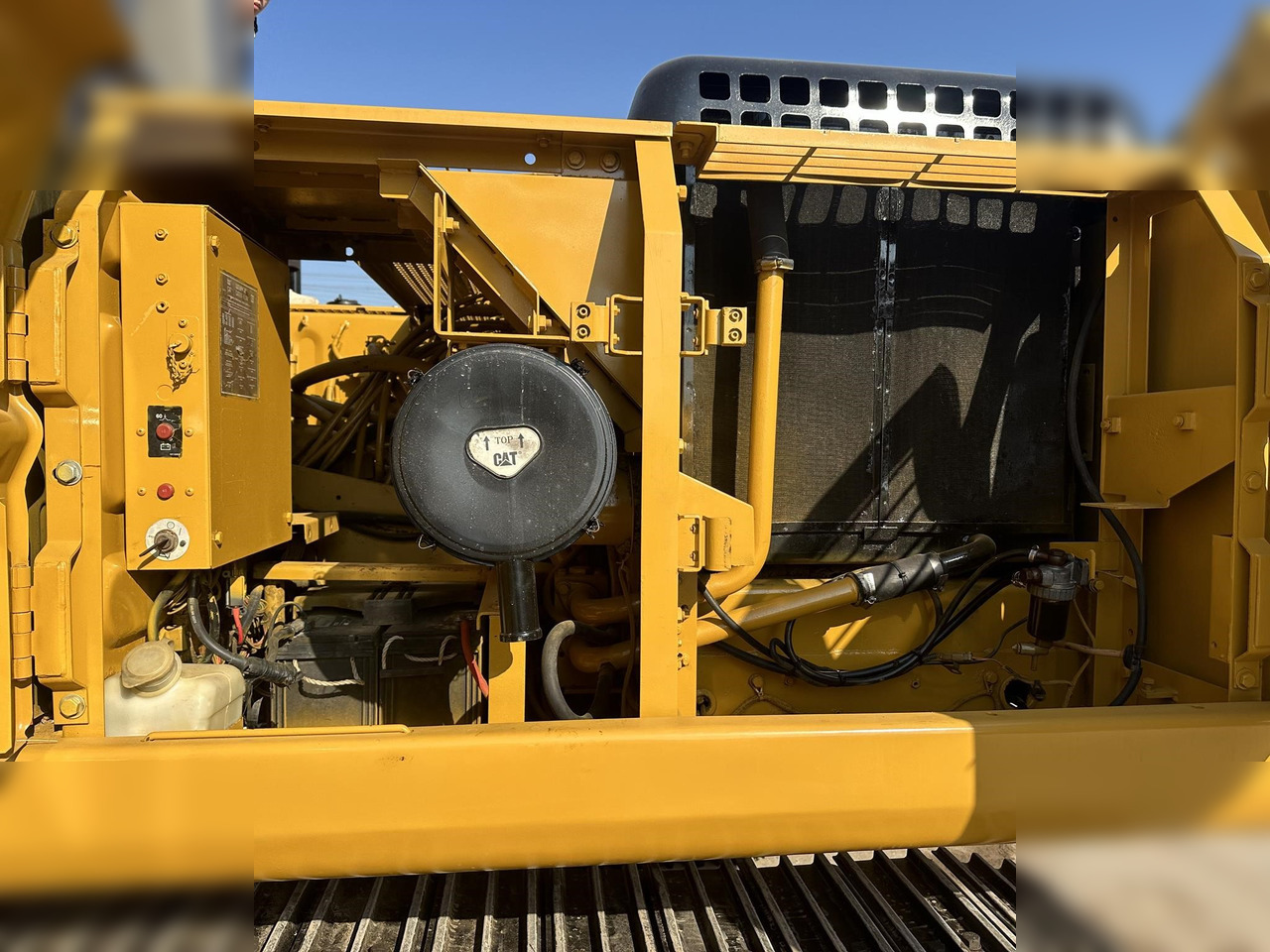CATERPILLAR 320BL - Excavadora de cadenas: foto 5 CATERPILLAR 320BL - Excavadora de cadenas: foto 5