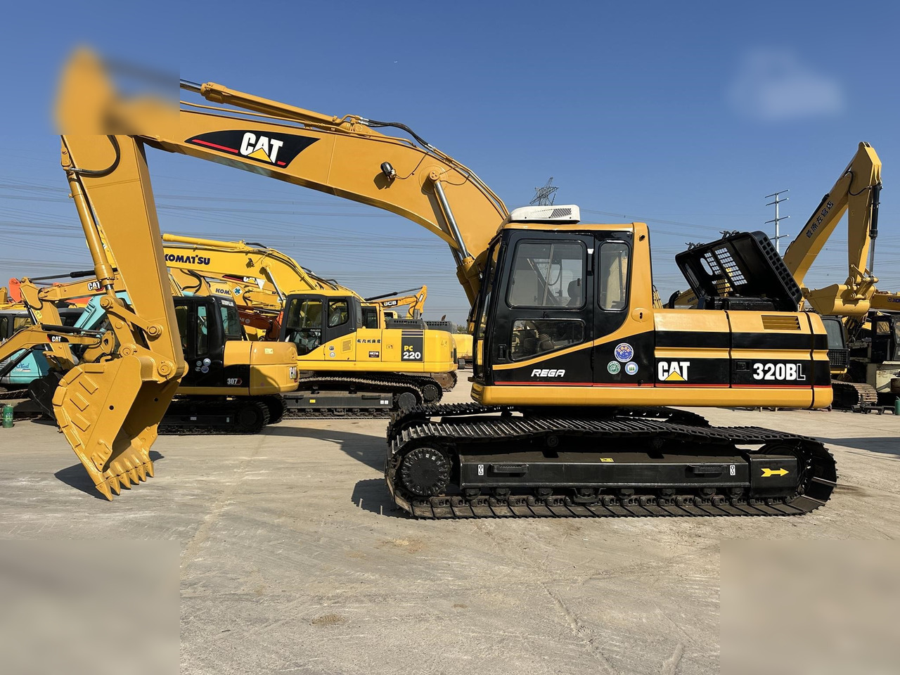 CATERPILLAR 320BL - Excavadora de cadenas: foto 4 CATERPILLAR 320BL - Excavadora de cadenas: foto 4