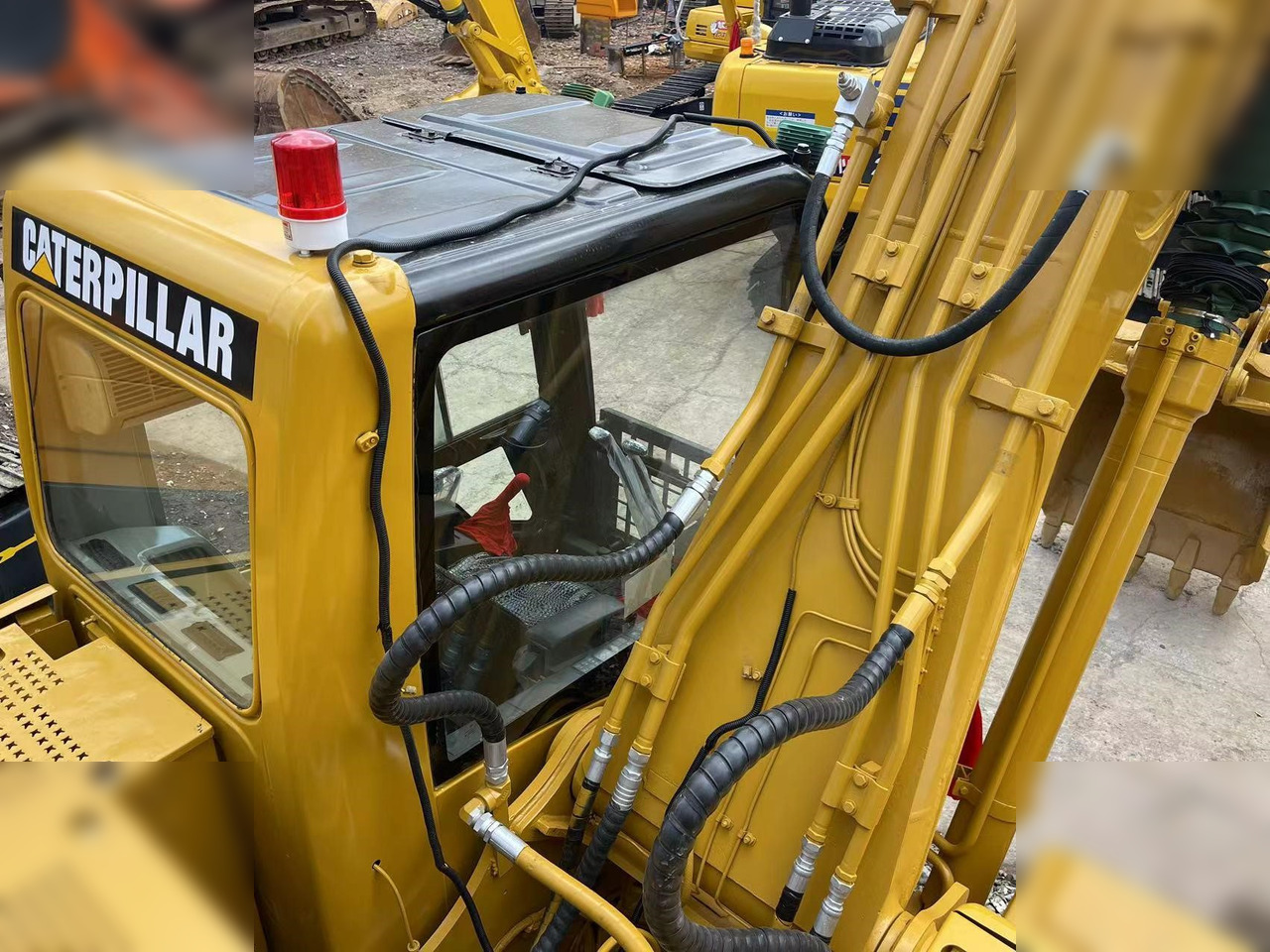 CATERPILLAR 320CL - Excavadora de cadenas: foto 5 CATERPILLAR 320CL - Excavadora de cadenas: foto 5