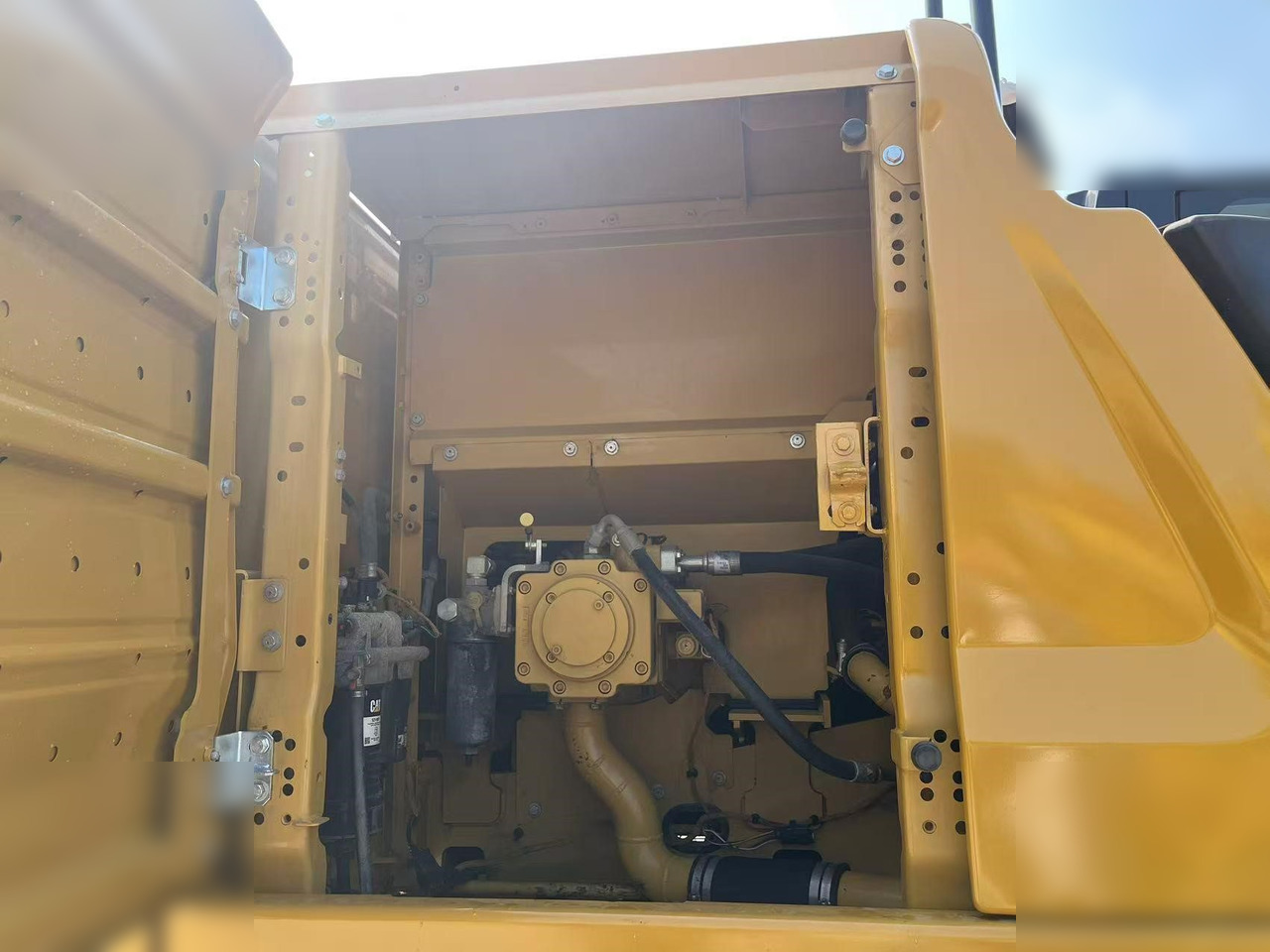 CATERPILLAR 320GC - Excavadora de cadenas: foto 5 CATERPILLAR 320GC - Excavadora de cadenas: foto 5