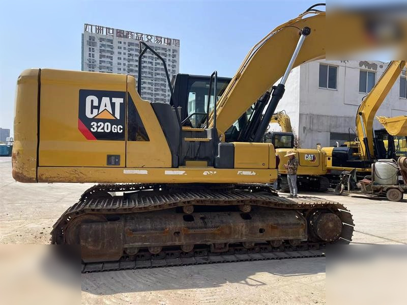 CATERPILLAR 320GC - Excavadora de cadenas: foto 3 CATERPILLAR 320GC - Excavadora de cadenas: foto 3