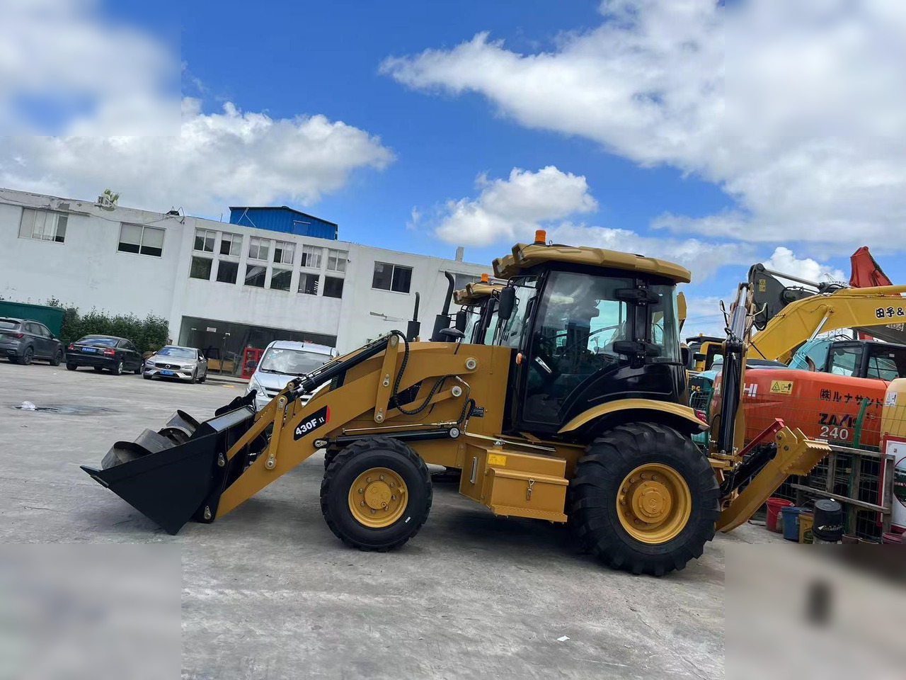 CATERPILLAR 430F2 - Retroexcavadora: foto 1 CATERPILLAR 430F2 - Retroexcavadora: foto 1