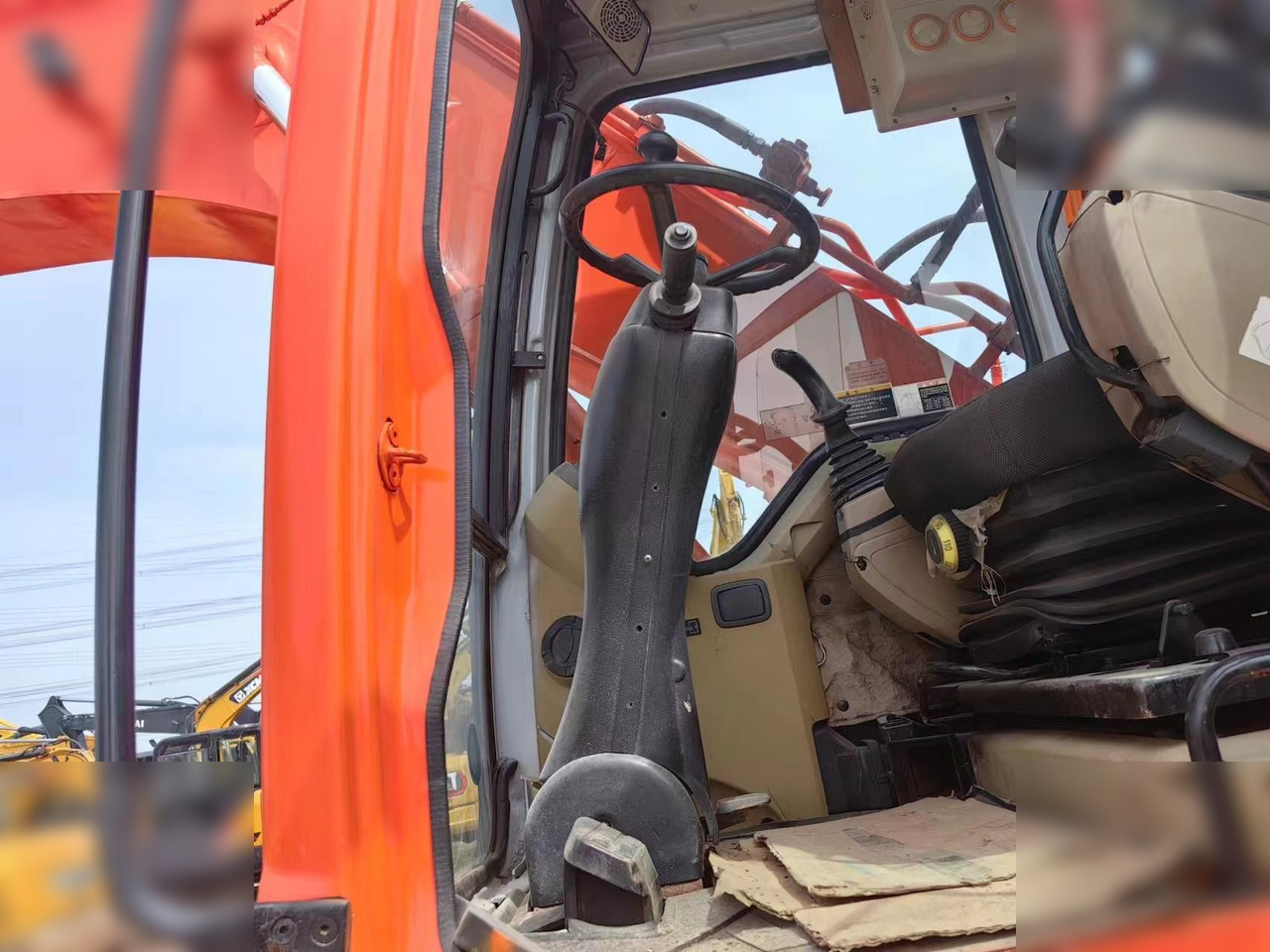 DOOSAN DH150W-7 - Excavadora de ruedas: foto 5 DOOSAN DH150W-7 - Excavadora de ruedas: foto 5