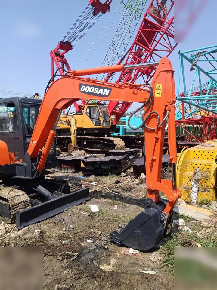 DOOSAN DH55 - Miniexcavadora: foto 4 DOOSAN DH55 - Miniexcavadora: foto 4