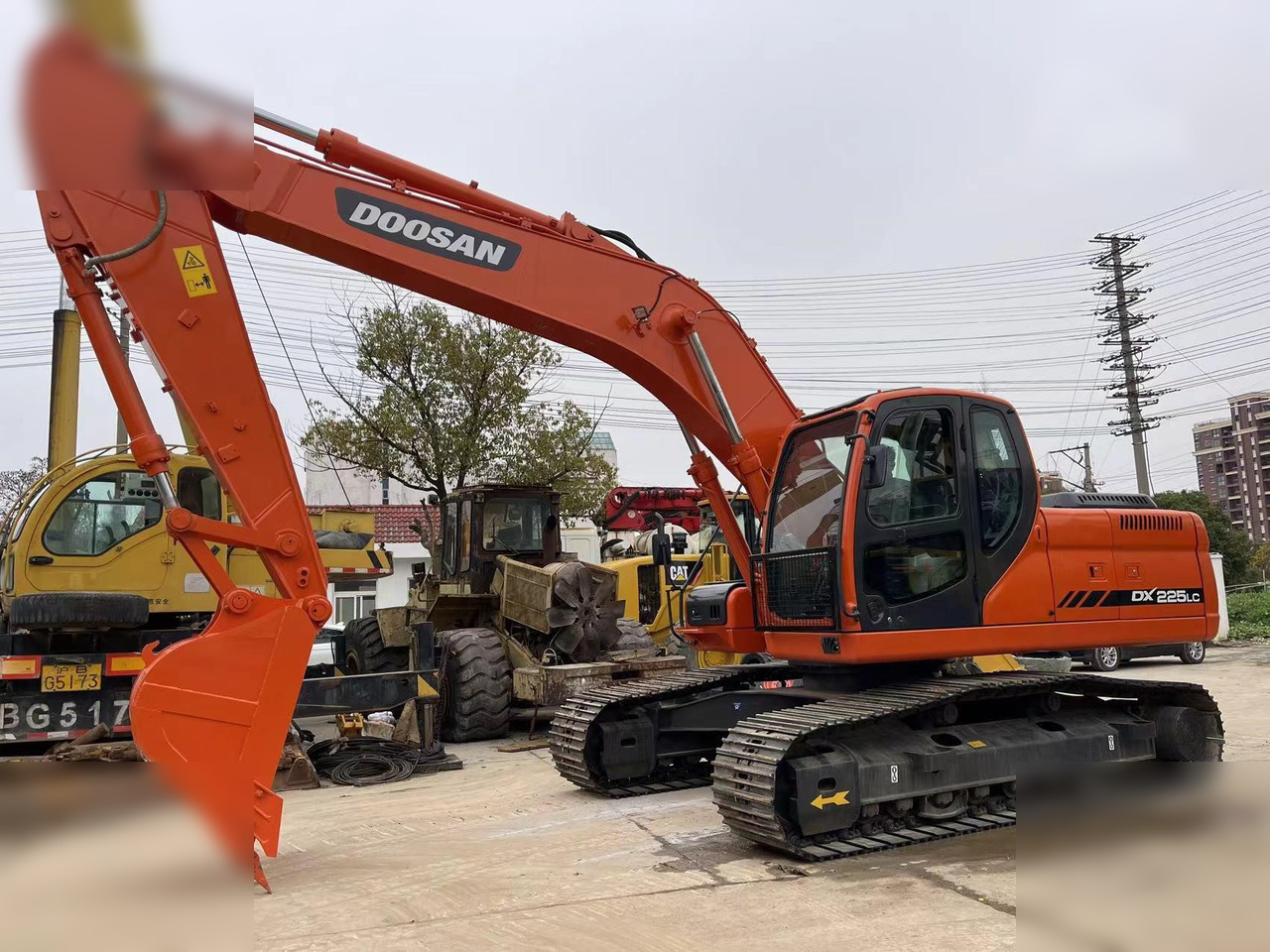 DOOSAN DX225 LC - Excavadora de cadenas: foto 2 DOOSAN DX225 LC - Excavadora de cadenas: foto 2