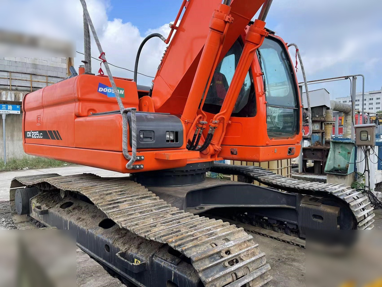 DOOSAN DX225 LCA - Excavadora de cadenas: foto 2 DOOSAN DX225 LCA - Excavadora de cadenas: foto 2