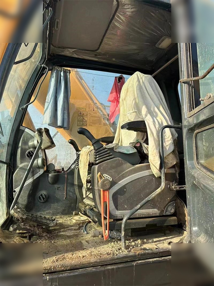 Excavadora de cadenas HYUNDAI ROBEX 220 LC-9S: foto 6