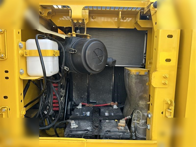 Excavadora de cadenas KOMATSU PC130-7: foto 7