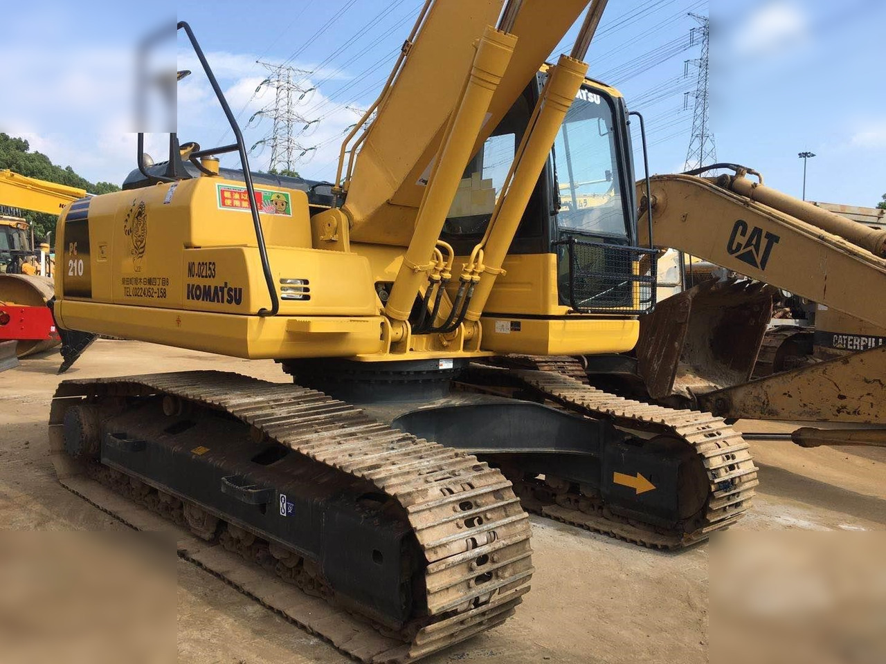 KOMATSU PC210-8N1 - Excavadora de cadenas: foto 4 KOMATSU PC210-8N1 - Excavadora de cadenas: foto 4