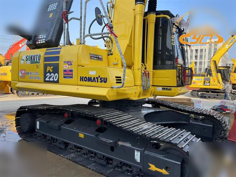 KOMATSU PC220-8 - Excavadora de cadenas: foto 5 KOMATSU PC220-8 - Excavadora de cadenas: foto 5