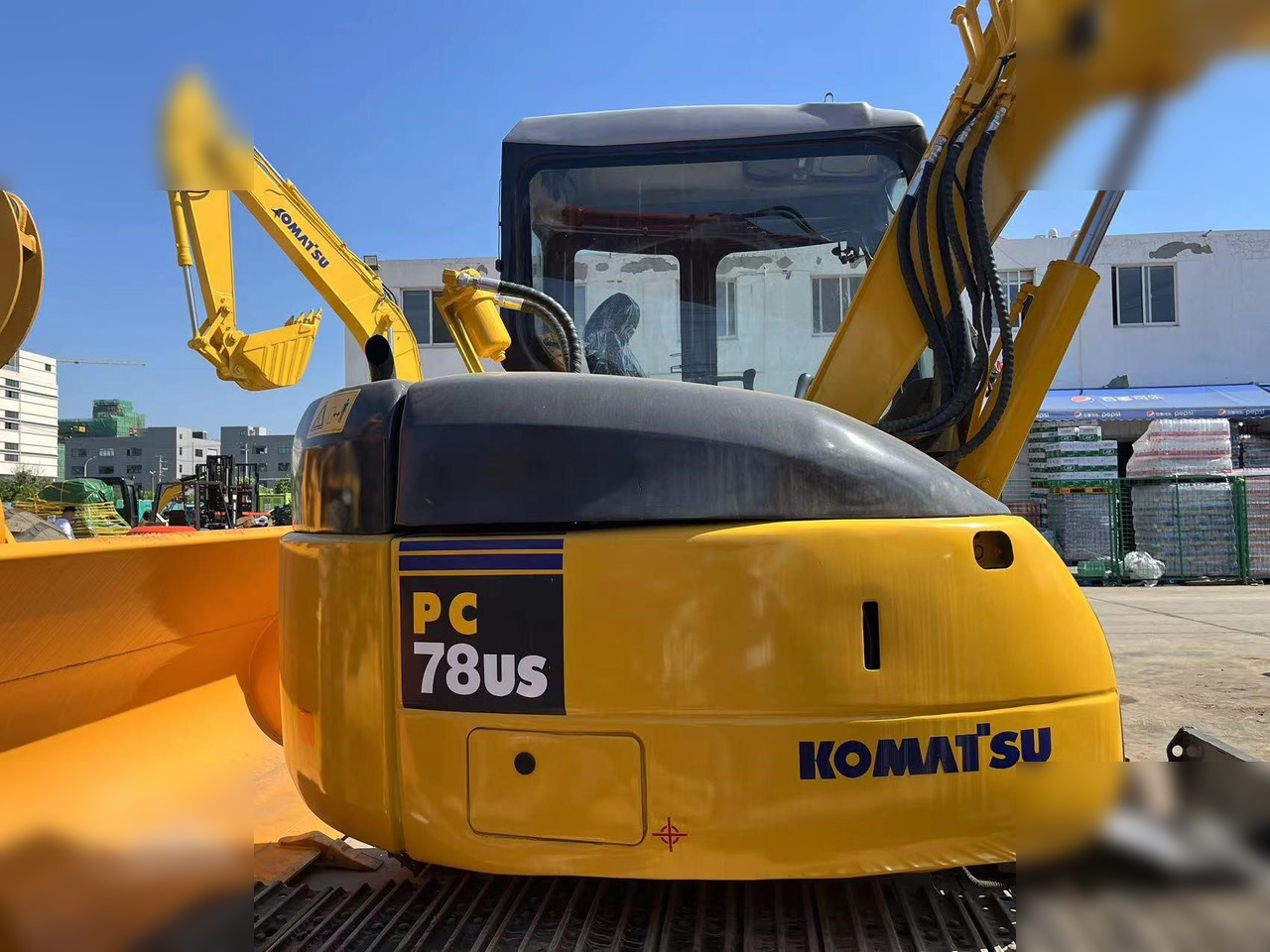 KOMATSU PC78US - Excavadora de cadenas: foto 3 KOMATSU PC78US - Excavadora de cadenas: foto 3