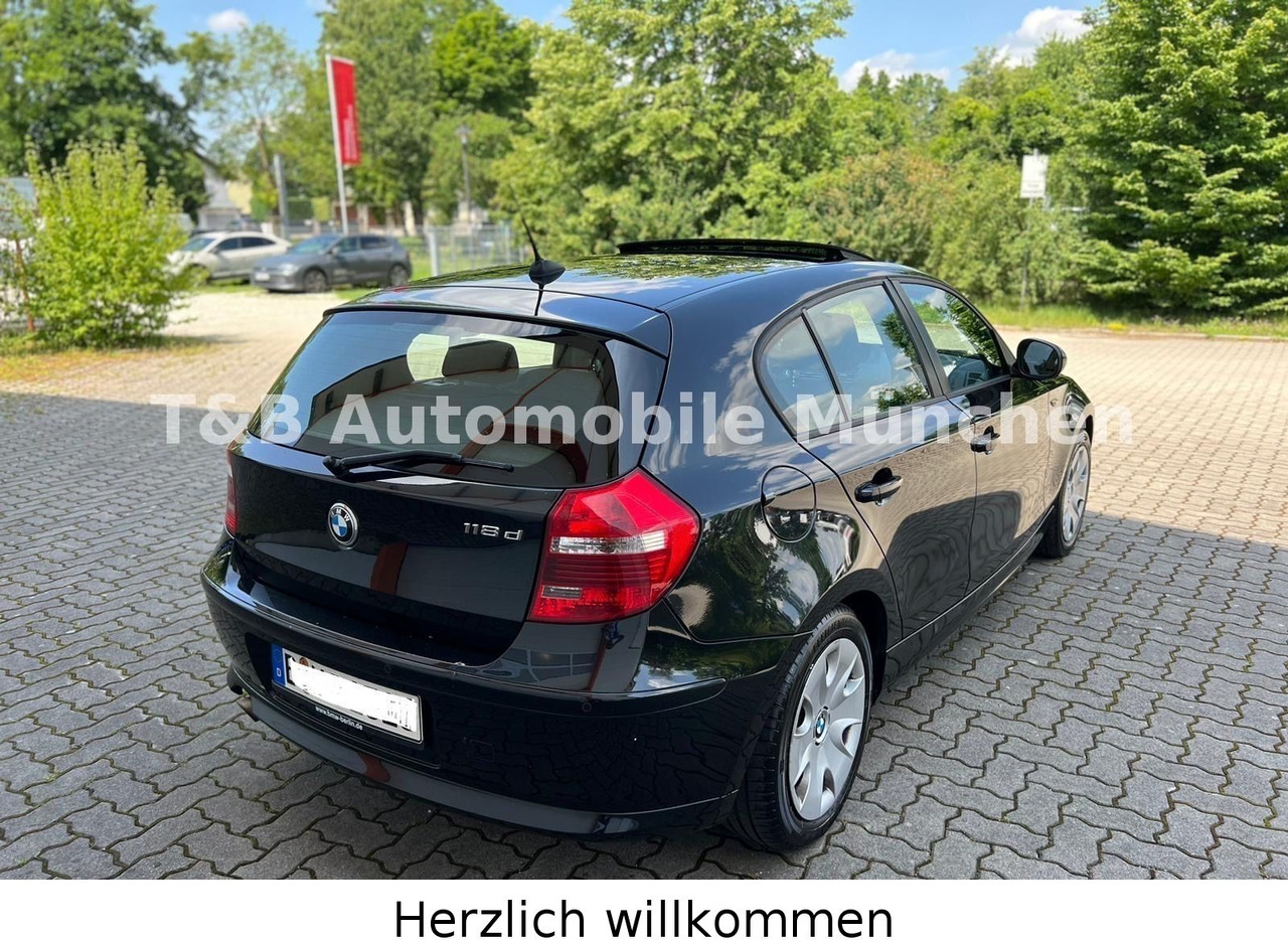 BMW 118d*Advantage-Paket*Klima*Navi*Xenon*PDC*1.Hand - Berlina: foto 5 BMW 118d*Advantage-Paket*Klima*Navi*Xenon*PDC*1.Hand - Berlina: foto 5
