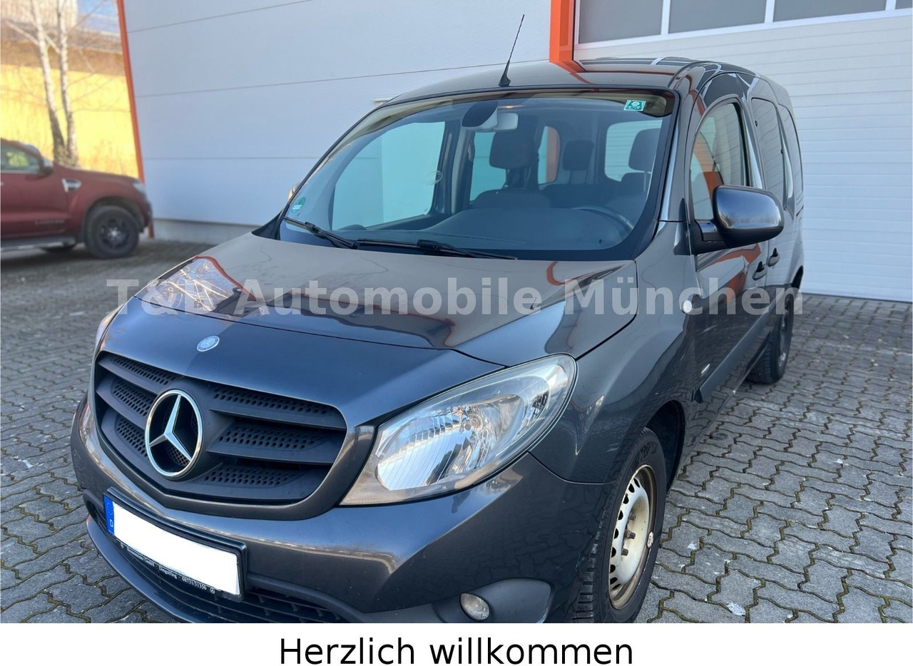 Mercedes-Benz Citan Kombi 111 CDI*Lang*Tourer*Klima*PDC*Euro6* - Furgoneta de pasajeros: foto 2 Mercedes-Benz Citan Kombi 111 CDI*Lang*Tourer*Klima*PDC*Euro6* - Furgoneta de pasajeros: foto 2