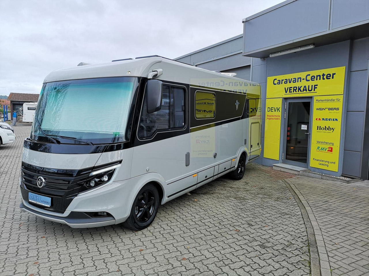 Niesmann + Bischoff iSmove 6.9 E 132 kW+AHK+SOLAR+ALDE+KLIMA+NAVI - Autocaravana integral: foto 2 Niesmann + Bischoff iSmove 6.9 E 132 kW+AHK+SOLAR+ALDE+KLIMA+NAVI - Autocaravana integral: foto 2