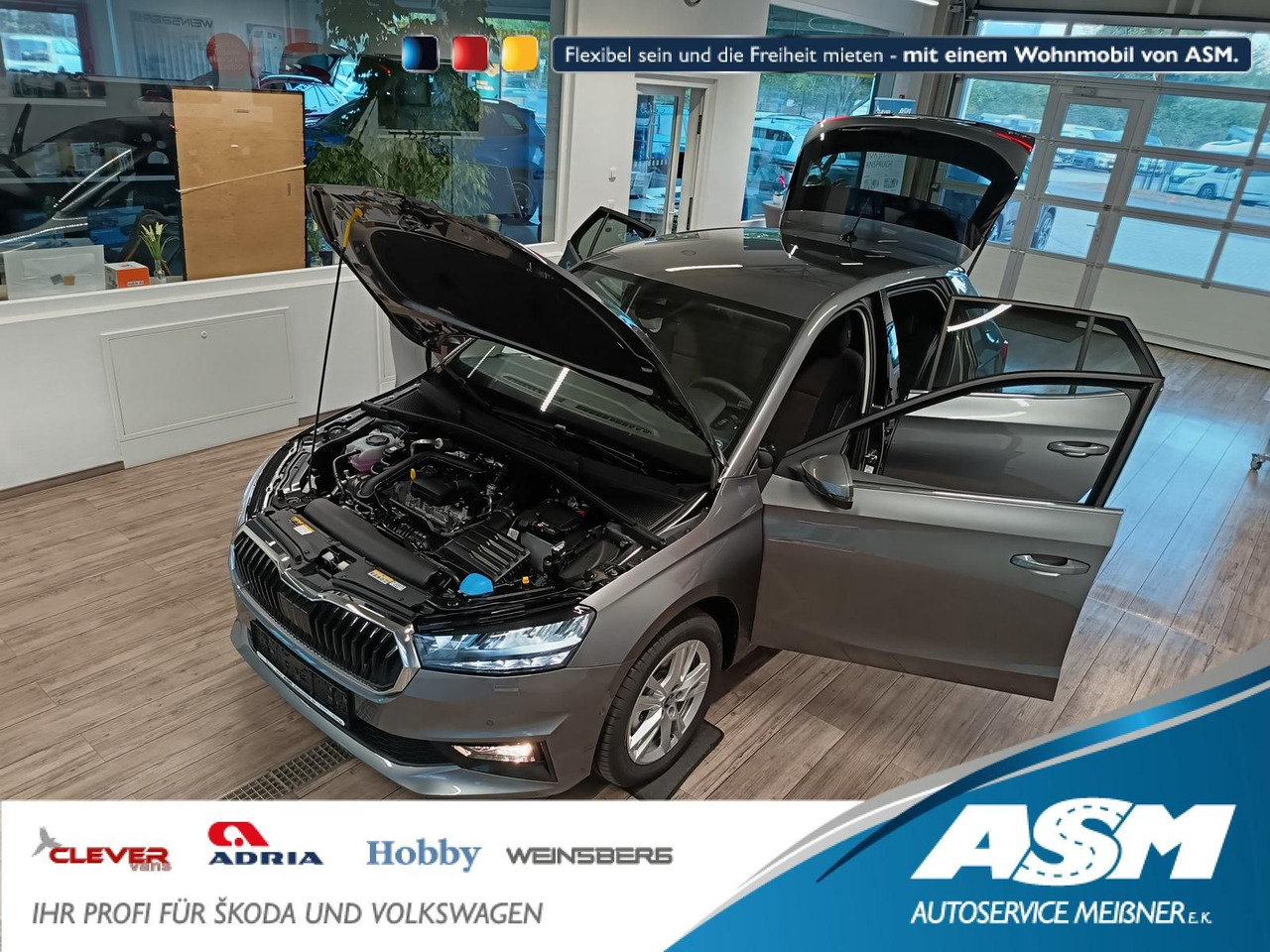 Skoda Fabia 30 Jahre DSG*VORBER.AHK*LED*R-KAM*TEMP*DAB - Berlina: foto 1 Skoda Fabia 30 Jahre DSG*VORBER.AHK*LED*R-KAM*TEMP*DAB - Berlina: foto 1