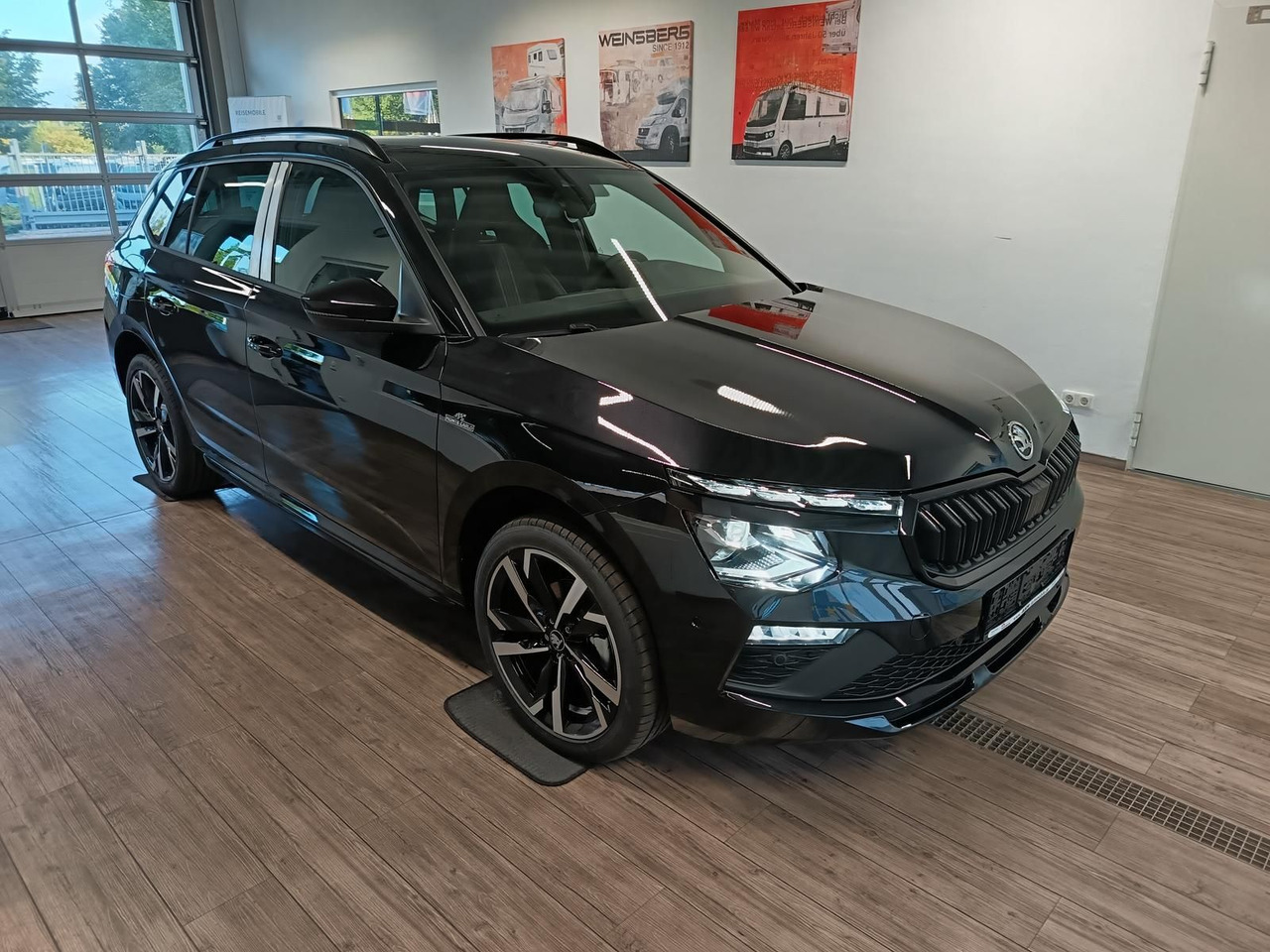 Skoda Kamiq Monte Carlo 1,5 TSI DSG*AHK*PANO*LED*ACC* - SUV/ Todoterreno: foto 3 Skoda Kamiq Monte Carlo 1,5 TSI DSG*AHK*PANO*LED*ACC* - SUV/ Todoterreno: foto 3