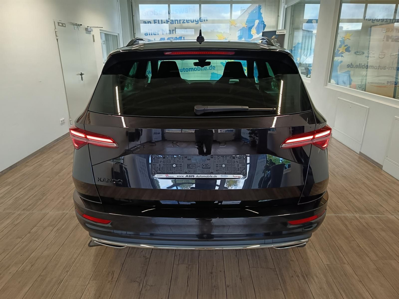 Skoda Karoq Sportline 1,5 TSI DSG*AHK*PSD*STD.HZG*NAVI - SUV/ Todoterreno: foto 5 Skoda Karoq Sportline 1,5 TSI DSG*AHK*PSD*STD.HZG*NAVI - SUV/ Todoterreno: foto 5