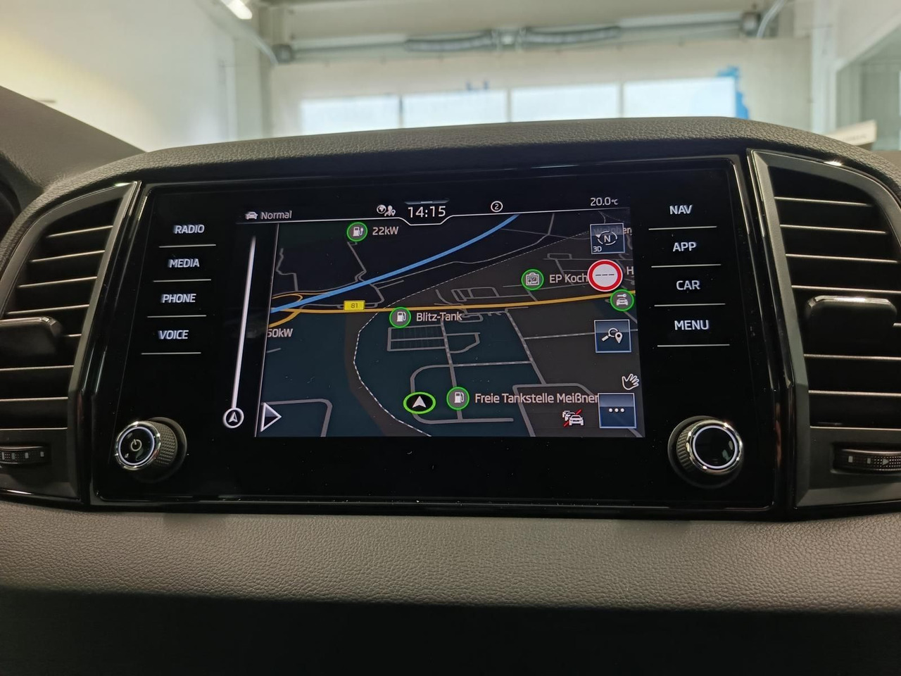 SUV/ Todoterreno Skoda Karoq Sportline 1,5 TSI DSG*AHK*PSD*STD.HZG*NAVI: foto 11