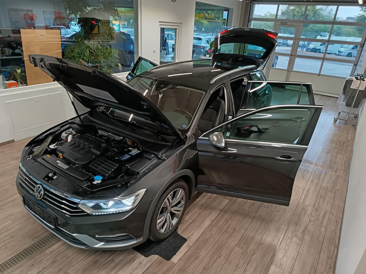 Volkswagen Passat Alltrack 2,0TDI DSG 4x4*360°*NAVI*ACC*LED - Coche familiar: foto 2 Volkswagen Passat Alltrack 2,0TDI DSG 4x4*360°*NAVI*ACC*LED - Coche familiar: foto 2