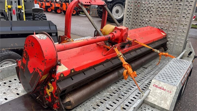 Kuhn VKM 305 Slagleslå maskine  - Desbrozadora de martillos: foto 1 Kuhn VKM 305 Slagleslå maskine  - Desbrozadora de martillos: foto 1