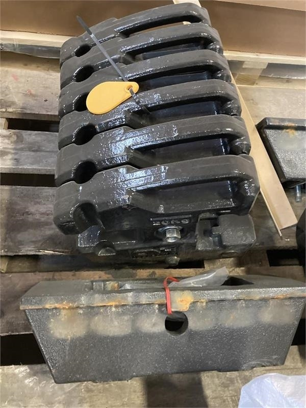 New Holland Boomer til 35-40-50-55 - Contrapeso: foto 3 New Holland Boomer til 35-40-50-55 - Contrapeso: foto 3