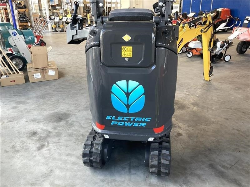 New Holland E15x Elektrisk - Miniexcavadora: foto 3 New Holland E15x Elektrisk - Miniexcavadora: foto 3