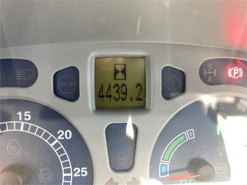Arrendamiento de New Holland T7.315 Auto Command Ny Motor  New Holland T7.315 Auto Command Ny Motor: foto 15 Arrendamiento de New Holland T7.315 Auto Command Ny Motor  New Holland T7.315 Auto Command Ny Motor: foto 15
