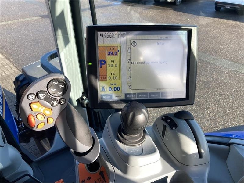 Arrendamiento de New Holland T7.315 Auto Command Ny Motor  New Holland T7.315 Auto Command Ny Motor: foto 13 Arrendamiento de New Holland T7.315 Auto Command Ny Motor  New Holland T7.315 Auto Command Ny Motor: foto 13
