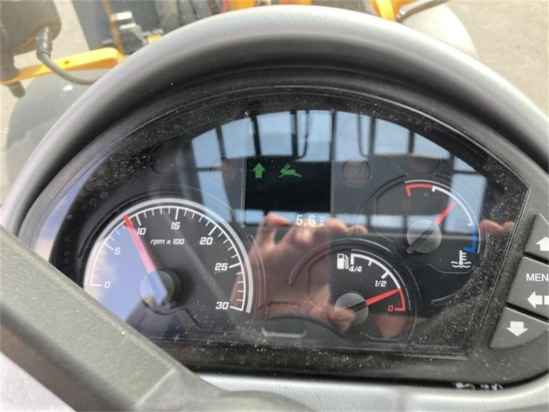 Cargadora articulada Schäffer 2445S Kabine: foto 10