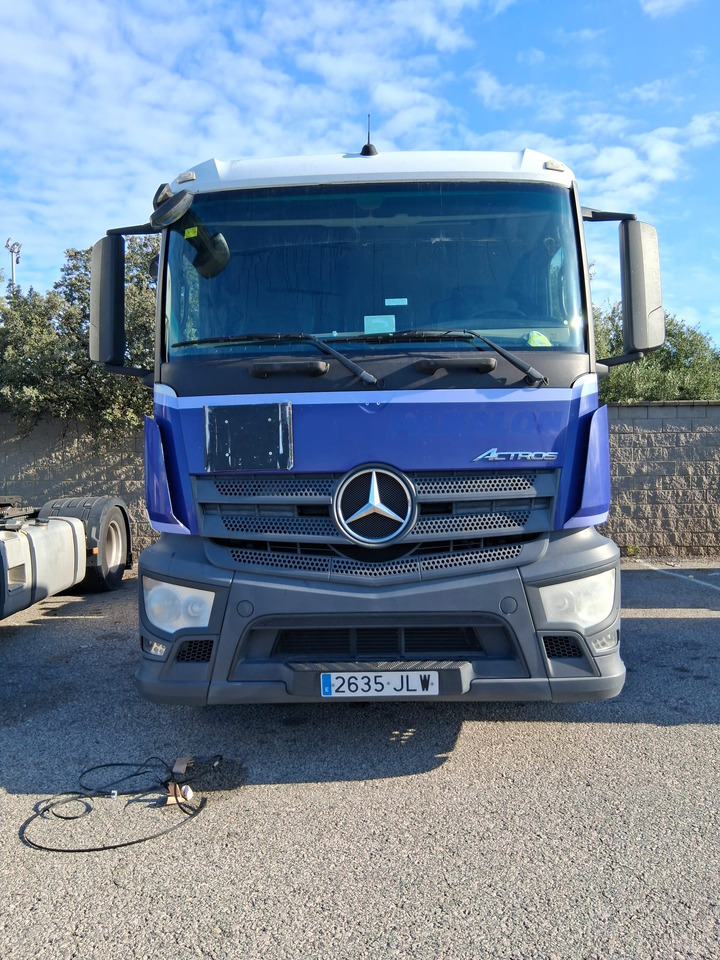 Mercedes 1843LS - Cabeza tractora: foto 1 Mercedes 1843LS - Cabeza tractora: foto 1