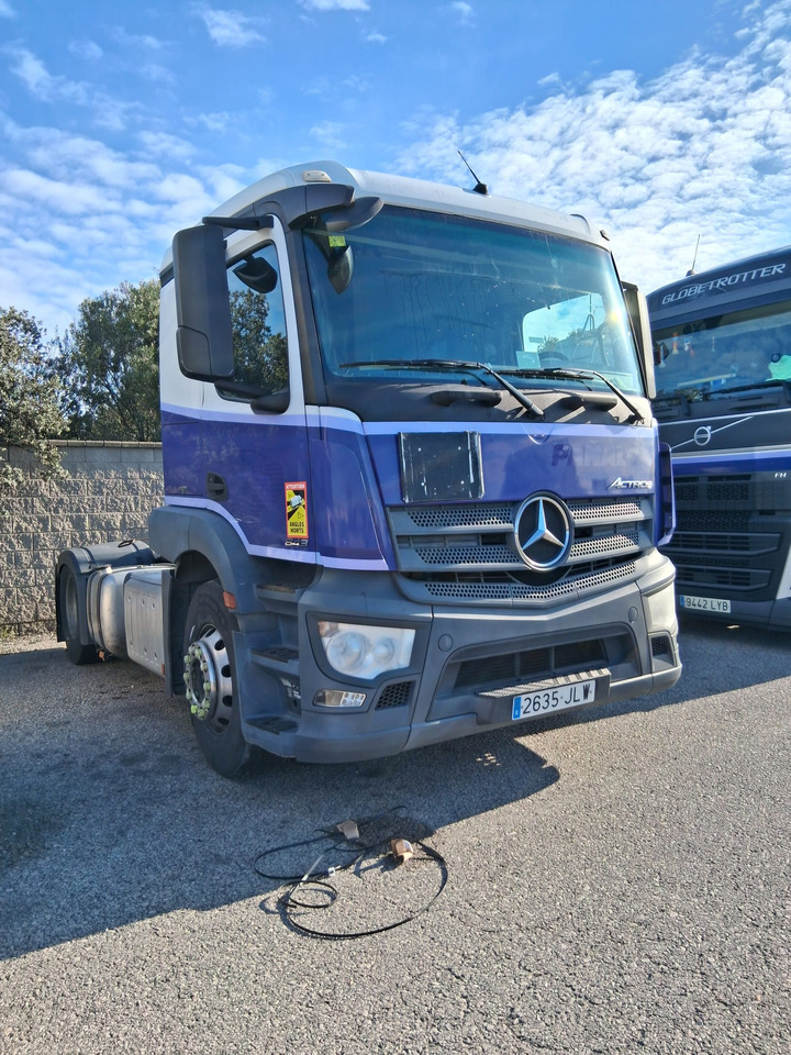 Mercedes 1843LS - Cabeza tractora: foto 3 Mercedes 1843LS - Cabeza tractora: foto 3