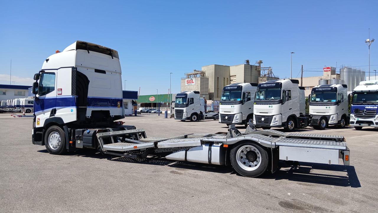 RENAULT T 520 - Camión portavehículos: foto 5 RENAULT T 520 - Camión portavehículos: foto 5