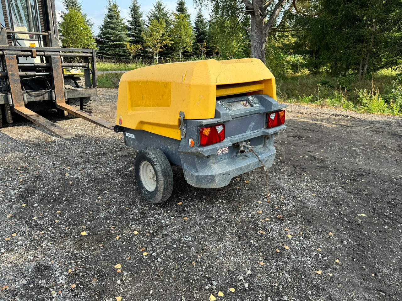 ATLAS COPCO XAS48 - Compresor de aire: foto 3 ATLAS COPCO XAS48 - Compresor de aire: foto 3