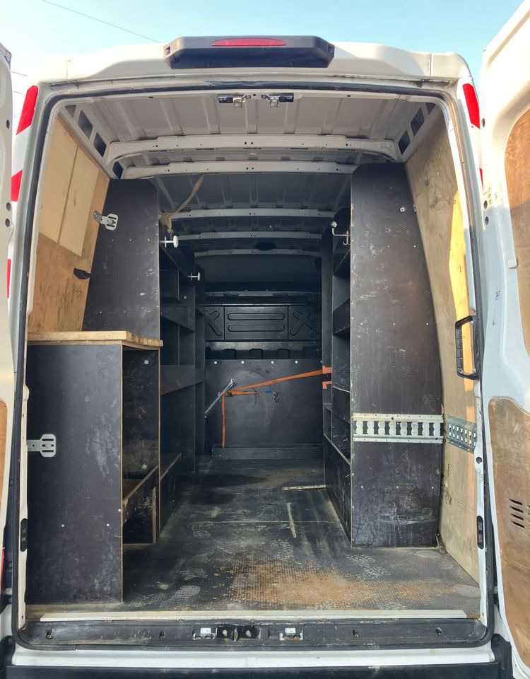Iveco Daily 35c16 blaszak KLIMA SPROWADZONY serwisówka - Furgón: foto 5 Iveco Daily 35c16 blaszak KLIMA SPROWADZONY serwisówka - Furgón: foto 5