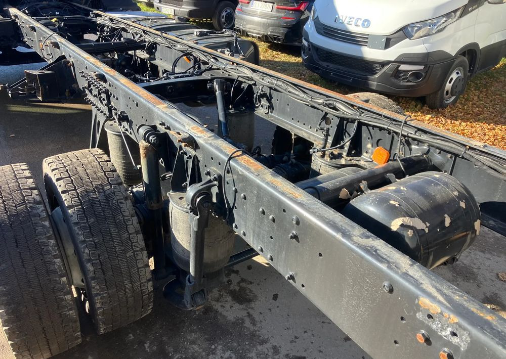 MAN MAN TGM 12.290 euro  6 ramo do zabudowy - Camión chasis: foto 5 MAN MAN TGM 12.290 euro  6 ramo do zabudowy - Camión chasis: foto 5