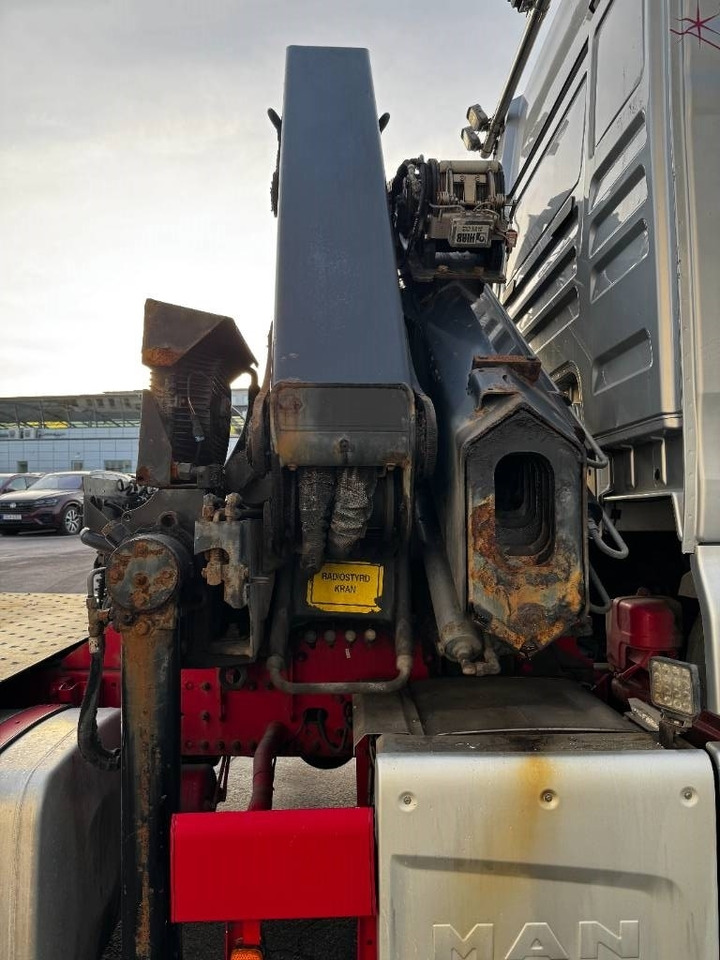 MAN TGX 26.500 6X2-4LL - Camión grúa: foto 4 MAN TGX 26.500 6X2-4LL - Camión grúa: foto 4