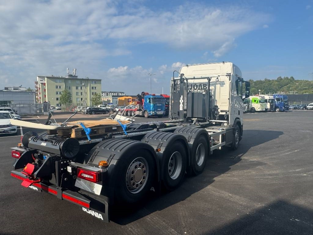 Scania R 580 8x4*4 Joab med frontplog & sidoplogsfäste - Camión multibasculante: foto 5 Scania R 580 8x4*4 Joab med frontplog & sidoplogsfäste - Camión multibasculante: foto 5
