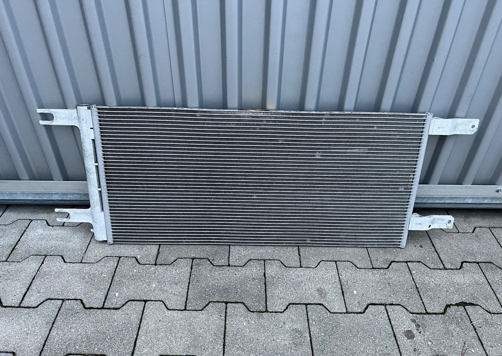 Chłodnica klimatyzacji Scania R S Super NGS skraplacz - Sistema de refrigeración para Camión: foto 2 Chłodnica klimatyzacji Scania R S Super NGS skraplacz - Sistema de refrigeración para Camión: foto 2