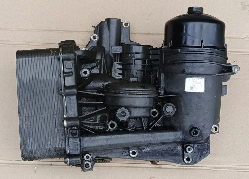 DAF XF 106 EURO 6 MX13 PODSTAWA FILTRA CHŁODNICY OLEJU - Motor para Camión: foto 1 DAF XF 106 EURO 6 MX13 PODSTAWA FILTRA CHŁODNICY OLEJU - Motor para Camión: foto 1