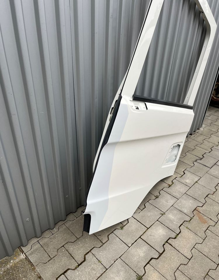 Drzwi Scania P CP next generation lewe kierowcy - Puerta y piezas para Camión: foto 2 Drzwi Scania P CP next generation lewe kierowcy - Puerta y piezas para Camión: foto 2