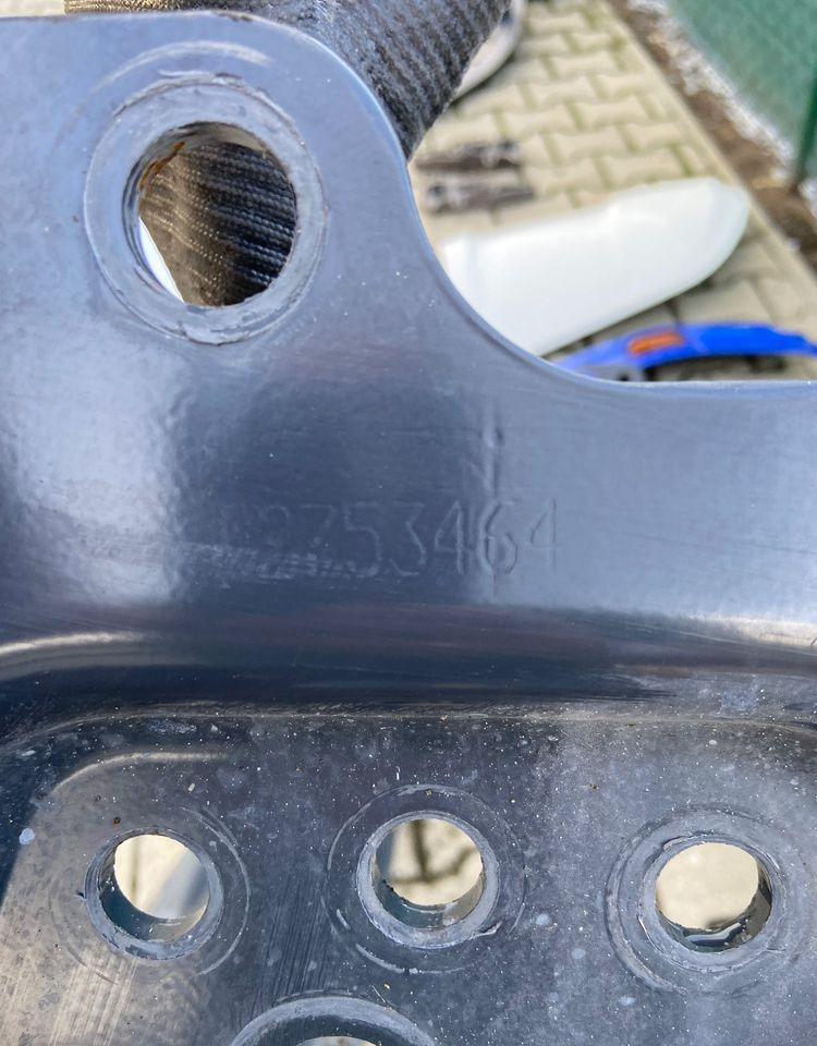 Moduł przedni Scania R S belka wspornik zderzaka NGS NGR - Suspensión para Camión: foto 3 Moduł przedni Scania R S belka wspornik zderzaka NGS NGR - Suspensión para Camión: foto 3