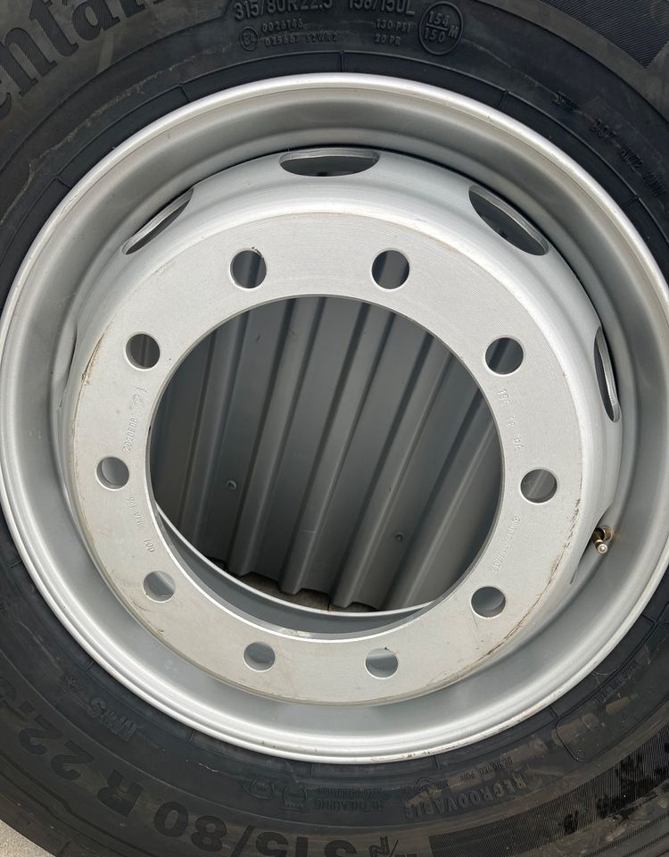 NOWE koło opona Continental Hybrid HS3 315/80R 22.5 - Neumáticos y llantas para Camión: foto 3 NOWE koło opona Continental Hybrid HS3 315/80R 22.5 - Neumáticos y llantas para Camión: foto 3